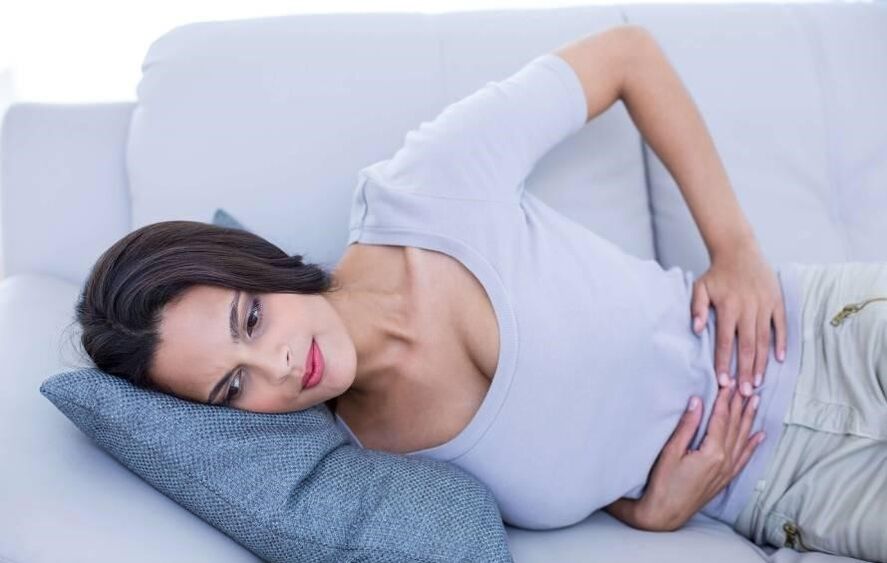 Sintomas de cistite em uma mulher